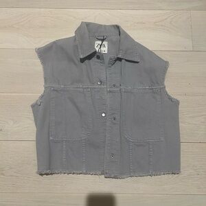 Gray Sleeveless Denim Vest